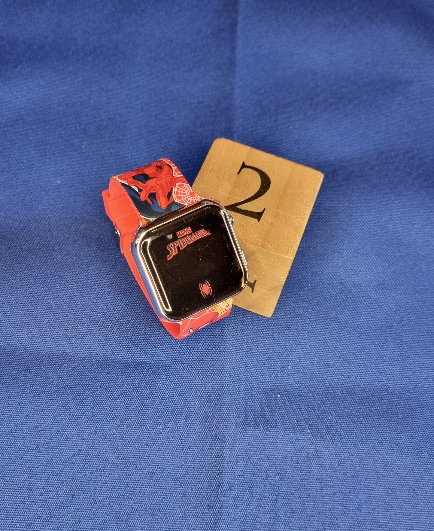Montre GG luxe Spiderman